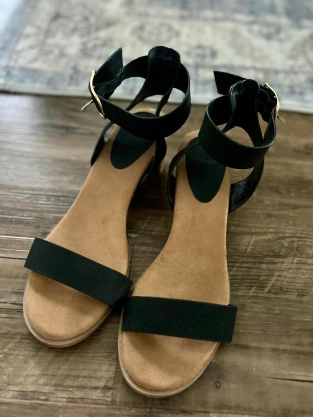 Charlotte Russe Black Ankle Strap Block Heel Sandals Size 10